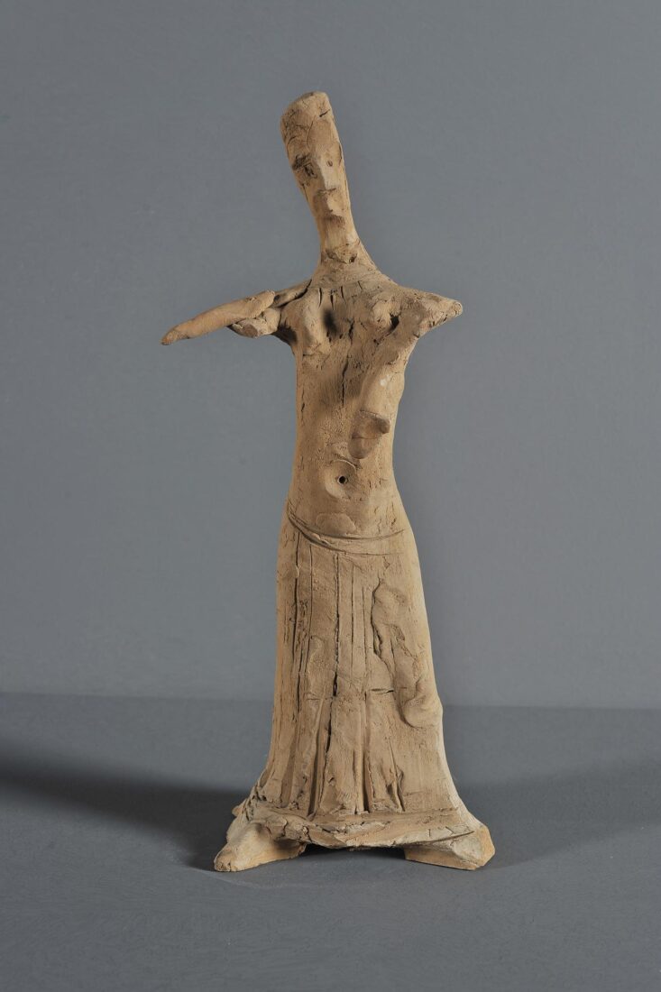 Γυναικεία μορφή σε χορευτική στάση - Καπράλος Χρήστος